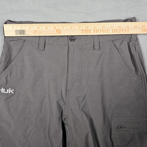 Huk Shorts Men Medium Next Level Fishing Performance Outdoor Hiking Stretch Gray - Picture 10 of 13